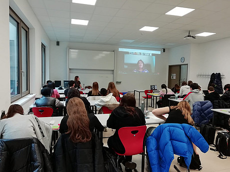 Schüler:innen des IBC Hetzendorf beim Chat