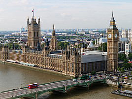 Das Britische Parlament an der Themse