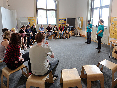 Lehrlinge der Berufsschule Baden in der DemokratieWERKstatt © Parlamentsdirektion / BKA / Regina Aigner