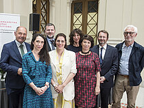 Die Preisträgerinnen und Preisträger gemeinsam mit Nationalratspräsident Wolfgang Sobotka beim Gruppenfoto