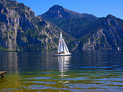 Traunseeufer und Boot