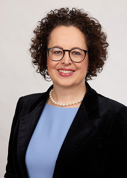 Porträt von Christine Schwarz-Fuchs