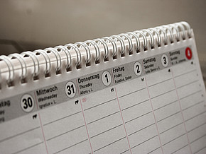 Ausschnitt eines Papierkalenders