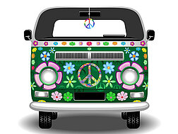 VW Bus mit bunter Hippie Bemalung